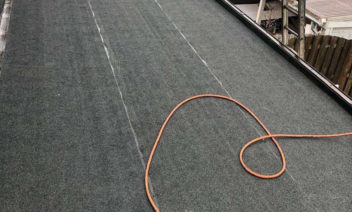 Nieuw bitumen dak aangelegd in Dongen Nieuw bitumen dak aangelegd in Dongen